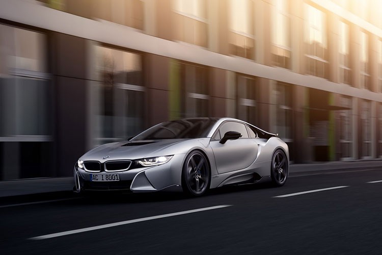 Hang do Duc tung loat san pham nang cap moi cho BMW i8